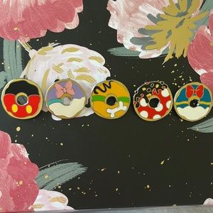 disney pins set